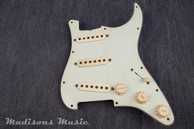 1962 Style AGED Stratocaster Pickguard